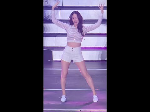 220820 Yoona 윤아 (SNSD 소녀시대) Forever 1 Fancam focus - SMTOWN 2022