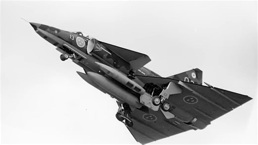 The Swedish fighter built for highways that ended up saving an SR-71