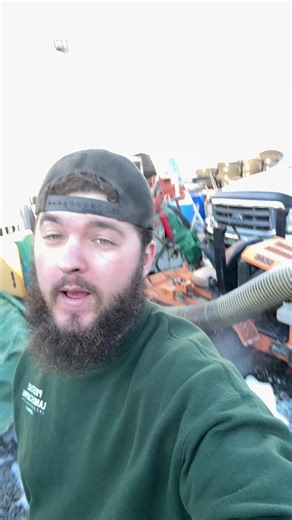 Cold starting a diesel lawn mower for the first time in months. #scag #turftiger #lanwmower #diesel #coldstart