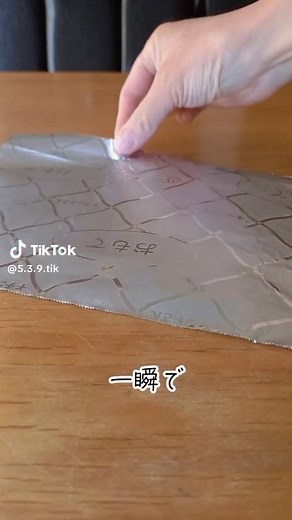 丸シールで作る楽しいしゃぼん玉アート