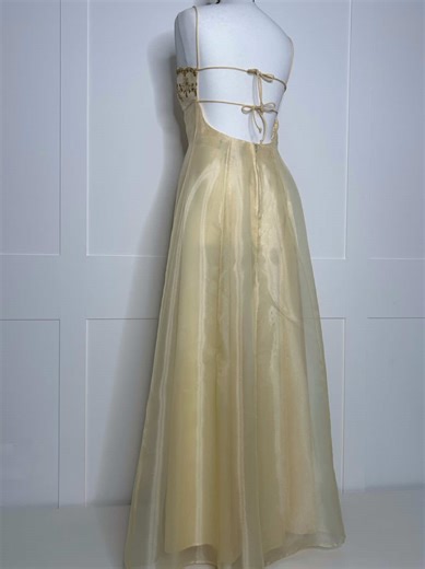 Shop Vintage Prom Dresses on Etsy & Depop