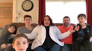 Mama Medium Wants to Give Kim Kardashian a Psychic Reading