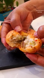 3M views · 10K reactions | New Snack Recipe कच्चे चावल और घर के बेसिक सामान से बनायें एक नया नाश्ता New and Unique Recipe from Rice and basic ingredients available at home. Ramazan Snack Recipe for Iftar | Foods And Flavors | Facebook