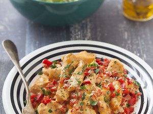 Filets de poulet à la crème de poivron facile