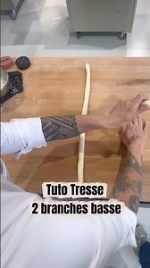 Two-strand low braid. The perfect tutorial for the CAP BOULANGER (French baking qualification).