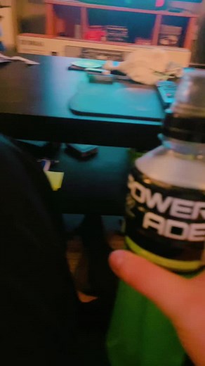 How to open a Powerade bottle