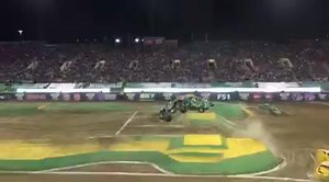 Two legends face off and result in one WILD race! Max-D driver Tom Meents holds on and edges out Grave Digger driver Dennis Anderson The battle continues for the Monster Jam World Finals XVII Racing Championship! Follow the action LIVE: http://www.monsterjam.com/news/monster-jam-world-finals-xvii-garage#live | Monster Jam
