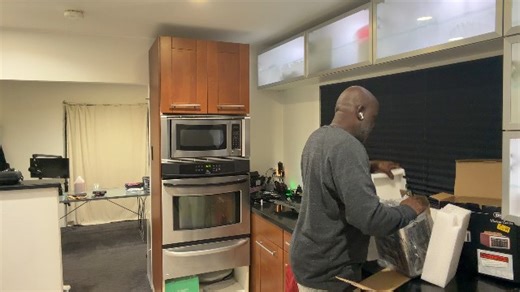 Watch Before you buy this 4-Slice Digital Toaster, watch this on Amazon Live