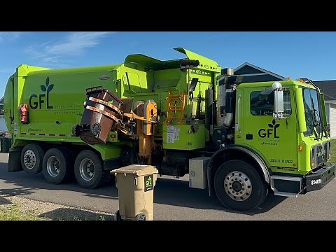 Split Body GFL Mack MRU Labrie Automizer Side Loader Garbage Truck on Cool Carts