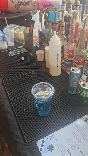 2 of our top sellers Sharkbite: sprite, blue raspberry, blue curacao, and grenadine topped with a gummy shark (a huge hit with the kids) Blue Breeze: blue slush alani, blue raspberry, coconut, and a splash of half & half Catch me Saturday November 15th from 9-3 at Fruitport Middle School. 🥤🩷 | Let's Get Dirty Soda Shop