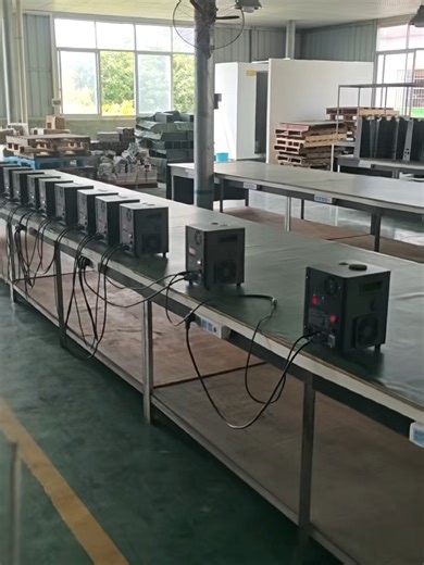 Low-temperature cold flame, does not cause burns or ignite items Smokeless and odorless, safe indoors DMX remote control manual three-control Highly adjustable (1–5 meters) Re-usable, safer and more environmentally friendly than traditional fireworks #Wedding Venue# Nightclub# Party# Concert# Business Performance# Annual Meeting# Banquet