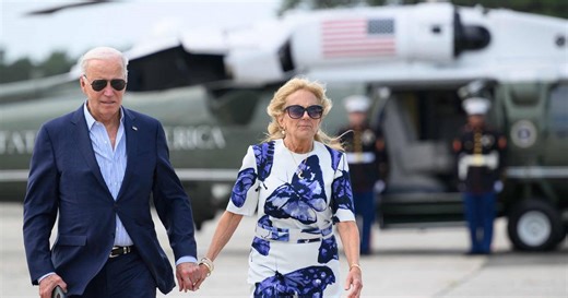 Familie moedigt Biden na debatdebacle aan om niet op te geven