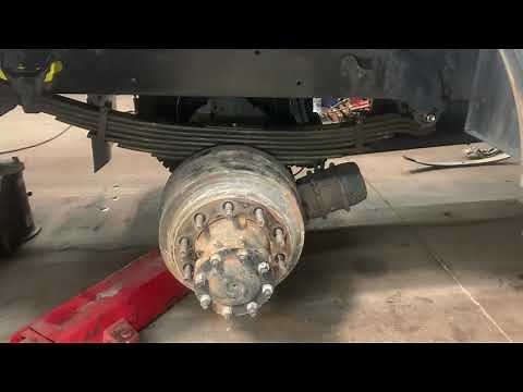 Freightliner | Rear Leaf Spring Replacement