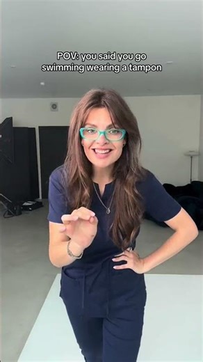 Tampons & Swimming: What You Should Know ⚠️