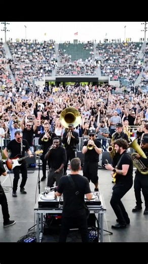 Crema-beats - Let Them Watch #newmusic#drumandbassworld #viral #letthemwatchyoubuild #brassband