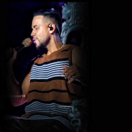 Primero Me Dijo: Aventura y Romeo Santos en Concierto