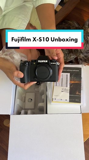 Best Camera for Everyday Use: Fujifilm X-S10 Review