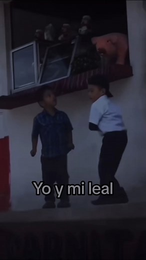 750K views · 17K reactions | ¿Quién más así con su leal, razita? 卵亂 . . . . #UrielAR #decolorrosa #leal #cancionesparadedicar #nocorresondido #corridostumbados | UAR | Facebook