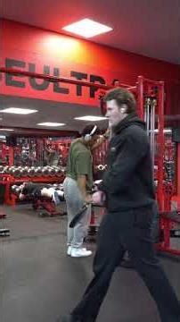 💥Using Gym Equipment Incorrectly💥 Subscribe to ‪@jjwcoaching‬ ✅ #gymanxiety