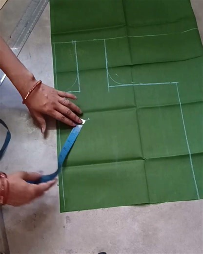 43 size blouse front part marking and cutting ✂️ #blousecutting #blousepattern #blousemaking