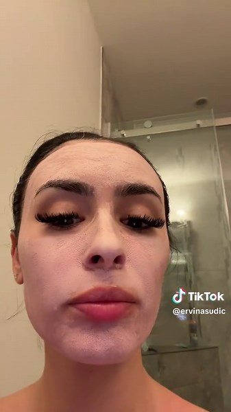 Skincare Tips for Radiant Skin: Influencing Your Routine