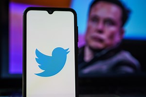 Twitter blocks people without accounts from seeing tweets; Musk blames AI startups scraping content