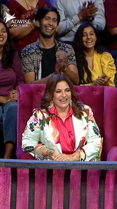 401K views · 8.7K reactions | Somuna ने seductive अंदाज़ में Kapil को बोला ‘I love you’… Kapil का shocked reaction ही पूरी highlight बन गया! #KapilSharmaShow #KapilSharma #KapilSharmaFan #ComedyReel #IndianComedy | Comedy Takatak | Facebook