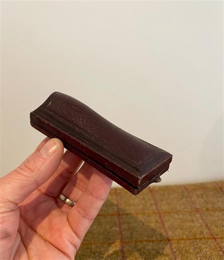 Unusual Tooled Leather Antique Jewellery Box. Victorian Jewelry Box for a Pin Brooch - Etsy Canada