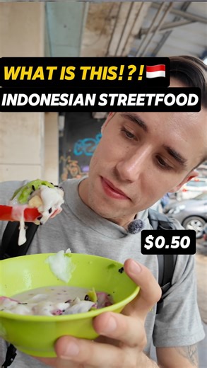 What is this INCREDIBLE dessert served on the streets of Bandung, Indonesia?! Have you tried this? 🇮🇩 #indonesian #indonesianfood #indonesianfoods #makananindonesia #bandungbanget #bandungfoodies #bandungfood #makananbandung #jawabaratbanget #jawabarat | Veggies On Tour
