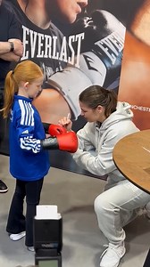 Role model, icon, legend ✍️ Katie Taylor meets hundreds of fans in Dublin today! | Matchroom Boxing