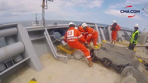 (ENG) On Friday, July 21, 2017, the Maritime Prefecture of the Channel and the North Sea, in liaison with the CMA CGM Group and Les Abeilles (Bourbon Group), organized a towing exercise between a large container ship, the CMA CGM Marco Polo, and the Abeille Languedoc, including an ‘intervention’, ‘assistance’ and ‘rescue tug’ (RIAS), off the coast of Le Havre (76). (FR) Le vendredi 21 juillet 2017, la préfecture maritime de la Manche et de la mer du Nord, en liaison avec le Groupe CMA CGM et Les