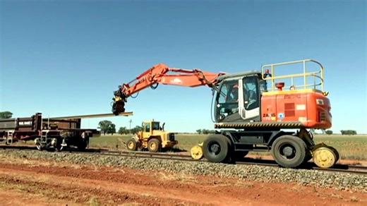 Federal government ditches plan for freight line connecting Melbourne to Brisbane
