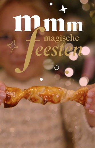 Samen koken, da's echt genieten. 🎄Onze bladerdeeghapjes met gehakt zijn niet alleen superlekker, maar ook een leuke activiteit om samen met de kiddies te doen. ✨ Snel klaar, feestelijk én njam! 👉 Ontdek het recept: https://bit.ly/feestelijke-gehaktcracker-bonap | Bon'Ap