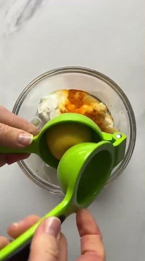 Roasted Vegetables with Turmeric & Ginger Yogurt Sauce: There is a link between the brain and the