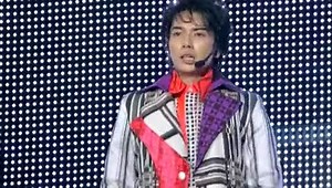 ARASHI LIVE TOUR Beautiful World演唱会 DVD Disc2 中日文字幕-岚 (Arashi)