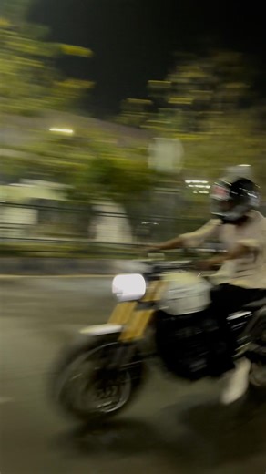 Hunter vs speed 400 😳