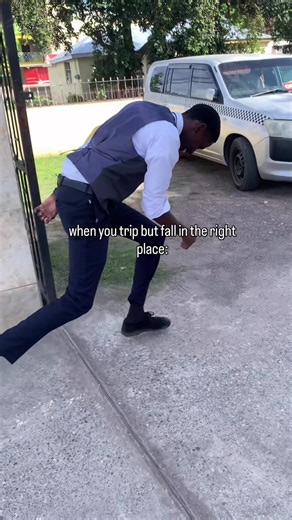 falling into the house of the LORDD 🤏🏾🤏🏾#starsinchrist #jesuslovesyou #fyp #Jesus #church