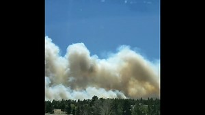 23 reactions | The Tunnel Fire expanded Tuesday in northern #Arizona. Check out this video as a passerby drives into the smoke. https://bit.ly/3OhC0G5 | WeatherBug | Facebook