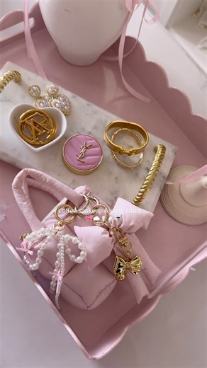 SLMISSGLAM BEAUTY💕 on Instagram: "Coffee, makeup, and all the girly things — that’s my kind of morning!✨🎀🕯️Starting the day soft, cozy, and a little glam.🎀🕯️ #slmissglambeauty"