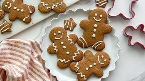 Classic Cut-Out Gingerbread Cookies Recipe - Chowhound