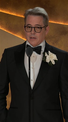 Matthew Broderick reflects on reading the "Sex and the City" pilot script... and thankfully, biting his tongue. 😂 #GoldenEve | Golden Globes