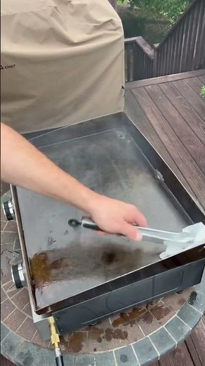 Full Blackstone Griddle Restoration | How to Remove Rust From A Griddle