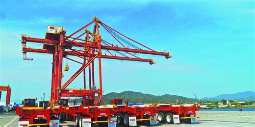 Contecon Manzanillo va por última etapa de ampliación de infraestructura portuaria