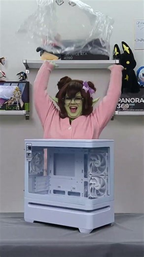 A little goblin came by to build a PC! #pcbuild #cosplay #vtuber