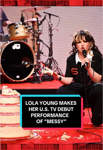 Lola Young's U.S. TV Debut Performance of 'Messy'