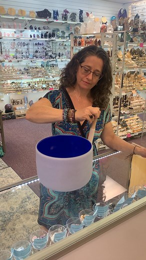10” Quartz Crystal Singing Bowl, A Note/432 Hz (Third Eye Chakra). 💙 Singing bowls can be used to cleanse negative energies, cleanse crystals, work on our chakras (especially the ones tuned to specific chakra work) and just to provide overall peace and serenity. 💙 #crystals #crystalhealing #fyp #singingbowl #chakrahealing #crystaltok #crystalshop #northcharleston | Spirit Crystals