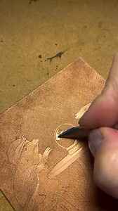 This is a wonderful video showing the magic of mezzotint in action by @zartillu #gravure #gravures #estampe #engraving #engraved #estampes #illustration #drawings #engraver #manierenoire #art #artist #brunissoir #taupe #voyante🔮 #manièrenoire #gravureidol | Hello, Print Friend
