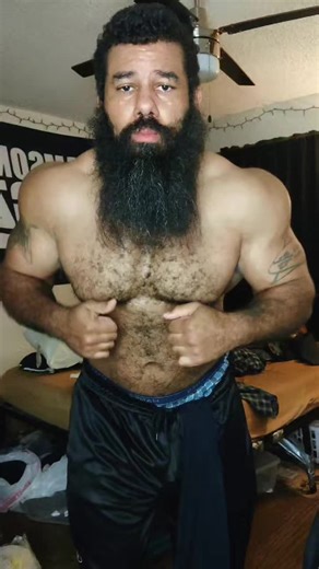 What you know about Bad Bunny? #bodybuilder #muscleman #hunk #stud #dancing