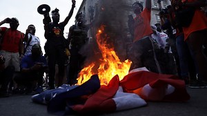DC Protesters Burn American Flag, Chant ‘America Was Never Great' on July 4th
