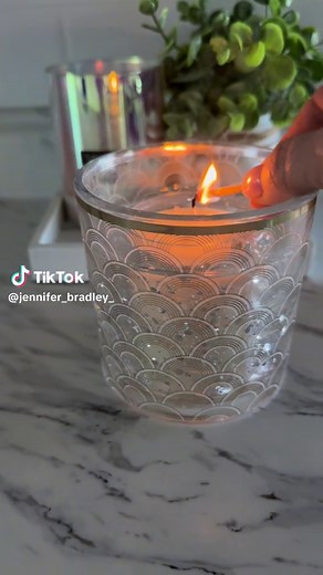 Jennifer Bradley (@jennifer_bradley_)’s videos with Skating - 2022 Mix - Vince Guaraldi Trio